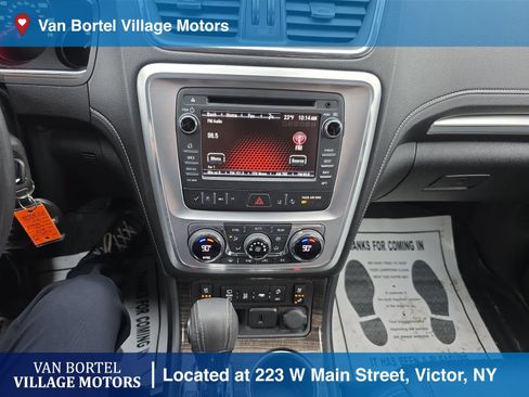 Used 2015 GMC Acadia SLT image 20