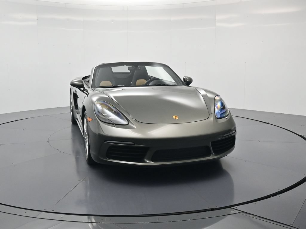 Used 2021 Porsche 718 Boxster RWD image 42
