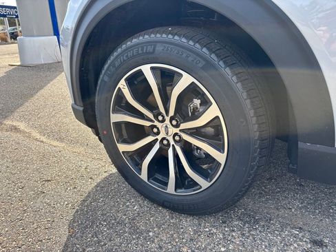 New 2026 Ford Explorer ST-Line AWD/4WD image 11