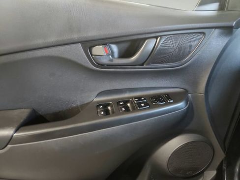 Used 2022 Hyundai Kona SE AWD/4WD image 17