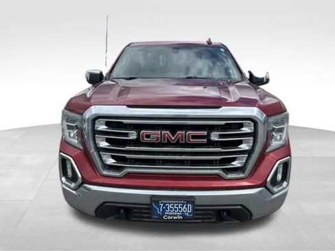Used 2022 GMC Sierra 1500 SLT w/ SLT Convenience Package AWD/4WD image 3