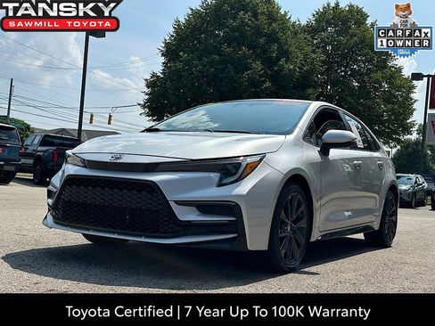 Certified 2025 Toyota Corolla SE FWD image 1