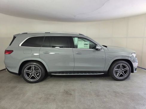 New 2026 Mercedes-Benz GLS 450 4MATIC image 3