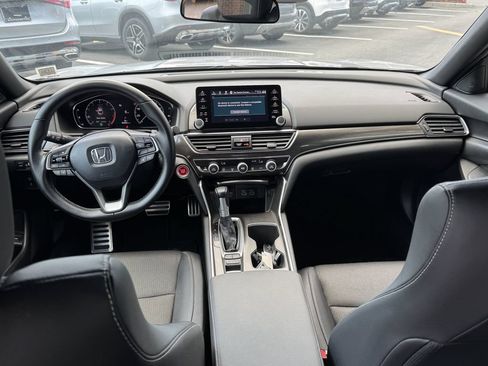 Used 2021 Honda Accord Sport image 13