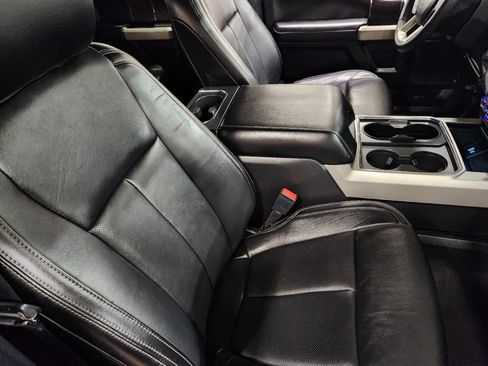 Used 2020 Ford F250 Lariat w/ Lariat Ultimate Package image 32