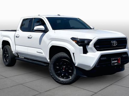New 2026 Toyota Tacoma SR5 RWD image 2