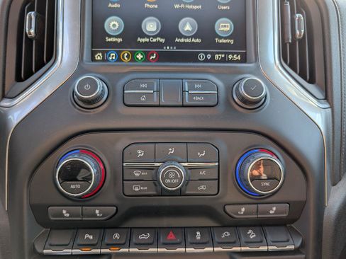 Used 2021 Chevrolet Silverado 1500 RST w/ All Star Edition Plus AWD/4WD image 17