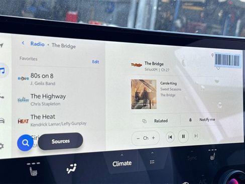 New 2026 Subaru Solterra Premium image 23