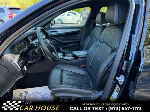 Used 2017 BMW 540i xDrive AWD/4WD image 14
