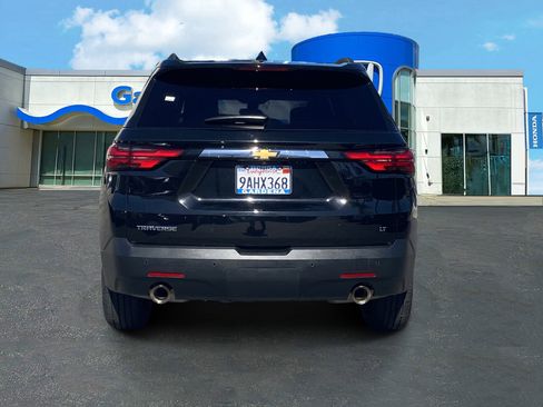 Used 2022 Chevrolet Traverse LT image 5