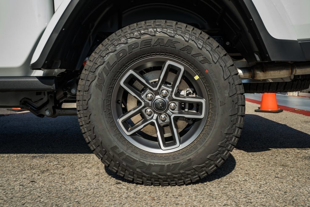New 2027 Jeep Gladiator Mojave AWD/4WD image 19