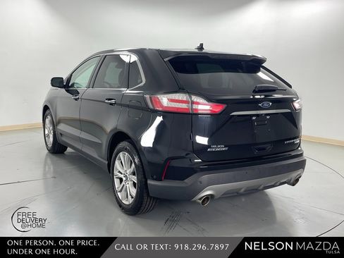 Used 2019 Ford Edge Titanium w/ Equipment Group 301A image 8