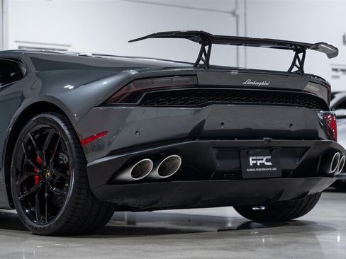 Used 2015 Lamborghini Huracan LP 610-4 AWD/4WD image 14