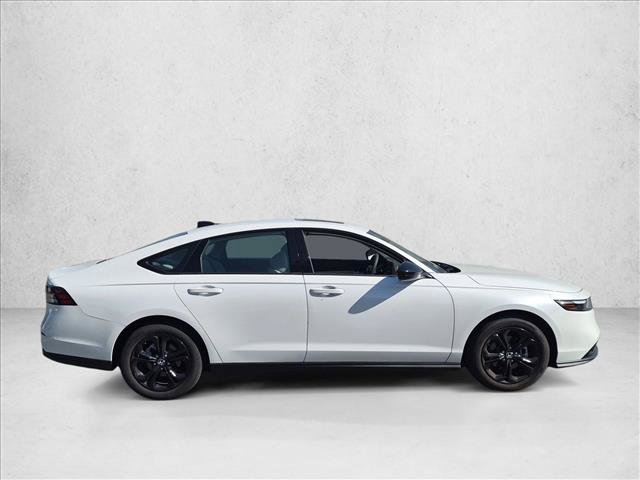 Certified 2025 Honda Accord SE image 4