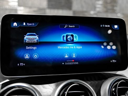 Used 2021 Mercedes-Benz GLC 300 image 29