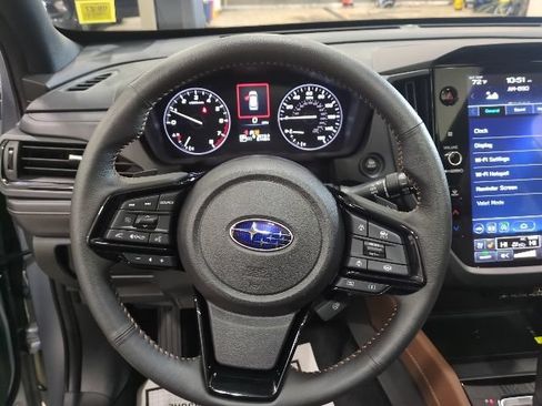 Used 2025 Subaru Forester Touring AWD/4WD image 6