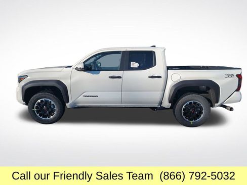 New 2026 Toyota Tacoma TRD Off-Road w/ TRD Off Road Premium Package image 2