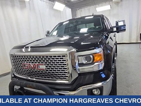 Used 2015 GMC Sierra 1500 SLE w/ SLE Value Package image 7