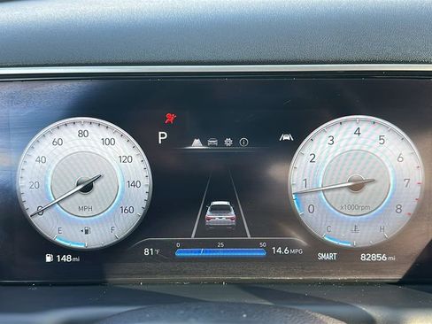 Used 2022 Hyundai Santa Cruz SEL w/ Activity Package FWD image 2