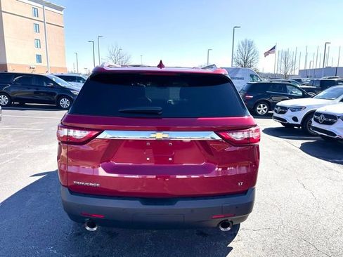 Used 2018 Chevrolet Traverse LT image 8
