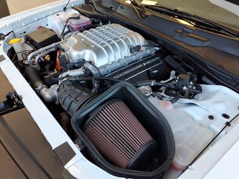 Used 2023 Dodge Challenger SRT Hellcat RWD image 8