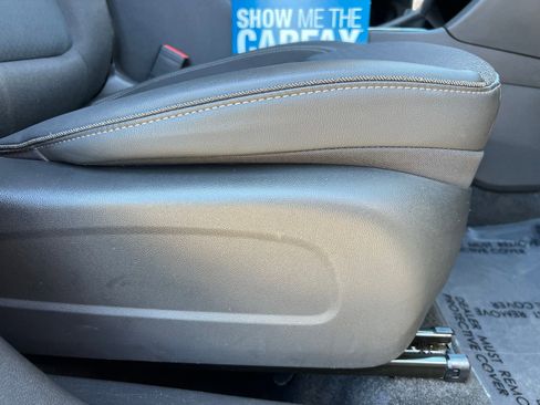 Used 2023 Buick Encore GX Select image 51