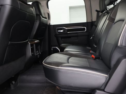Used 2024 RAM 2500 Laramie AWD/4WD image 35