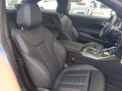Used 2026 BMW M240i Coupe w/ Premium Package RWD image 16