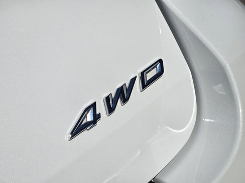 Used 2022 Ford Explorer Limited w/ Equipment Group 301A image 11