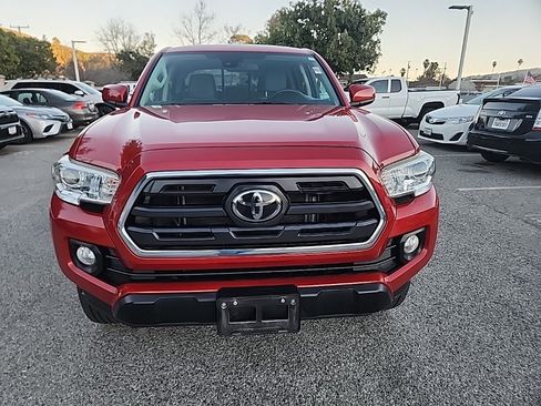 Used 2019 Toyota Tacoma 2WD Double Cab image 8