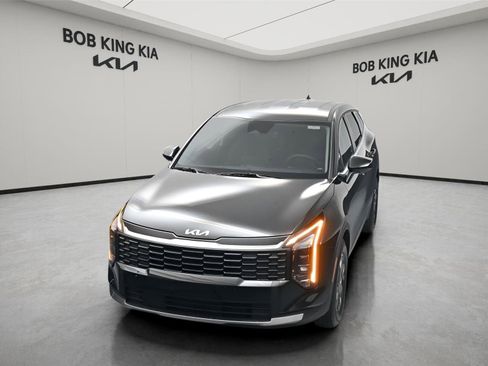 New 2026 Kia Sportage LX FWD image 25