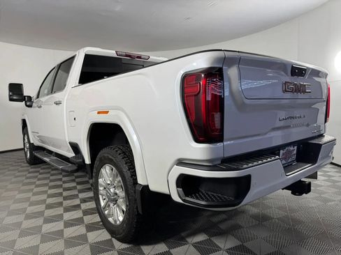 Used 2022 GMC Sierra 2500 Denali w/ Denali Ultimate Package AWD/4WD image 31