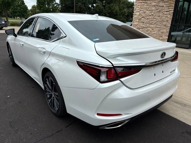 Used 2024 Lexus ES 350 w/ Premium Package FWD image 7