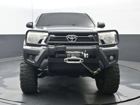 Used 2014 Toyota Tacoma 4x4 Double Cab w/ TRD Off-Road Package image 5