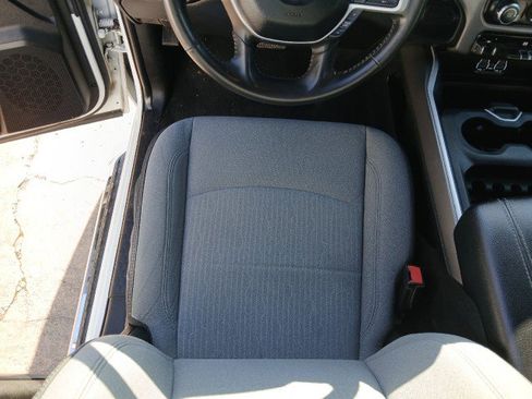 Used 2024 RAM 2500 Big Horn w/ Off Road Package image 16