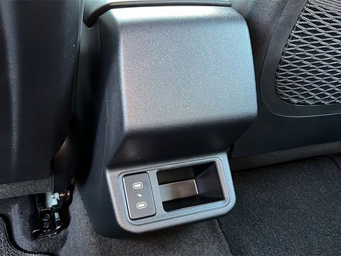 New 2025 Kia K4 GT-Line image 7