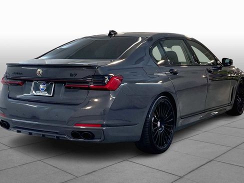 Used 2022 BMW ALPINA B7 xDrive w/ Luxury Rear Seating Package image 12