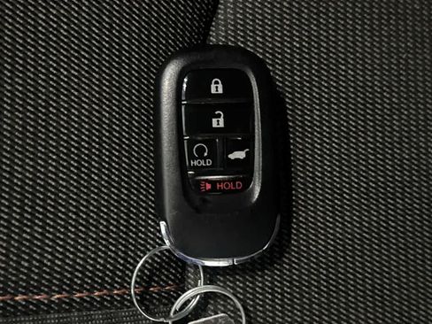 Used 2023 Honda Pilot Sport image 27