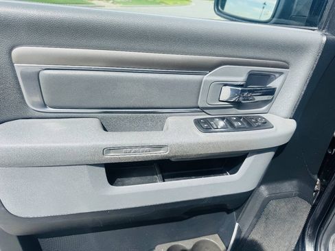 Used 2017 RAM 1500 Big Horn RWD image 14
