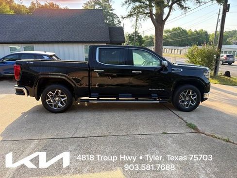 Used 2024 GMC Sierra 1500 SLT w/ SLT Premium Package AWD/4WD image 14