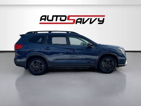 Used 2024 Subaru Ascent Onyx Edition image 8