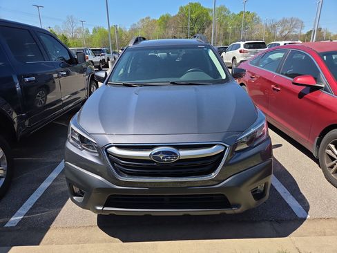 Used 2020 Subaru Outback Premium w/ Popular Package #1 image 3