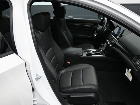 Used 2022 Honda Accord Sport image 24