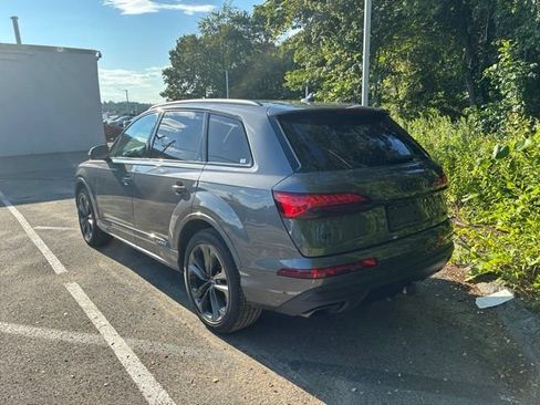 Used 2025 Audi Q7 3.0T Premium Plus w/ Premium Plus Package AWD/4WD image 4