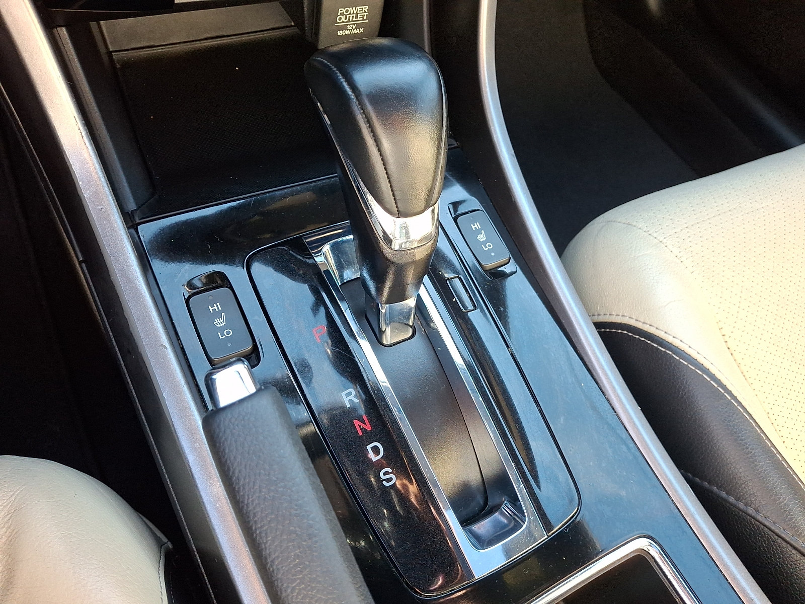 Certified 2017 Honda Accord EX-L image 22