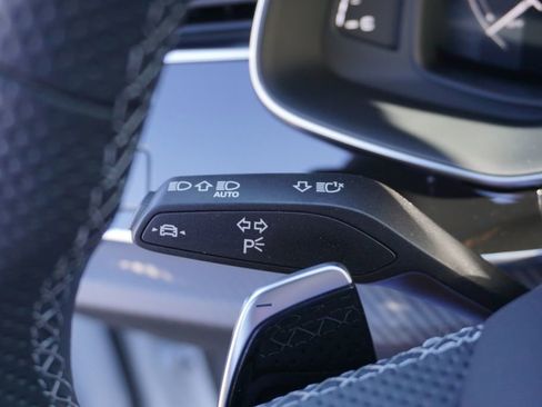 Used 2025 Audi RS Q8 performance AWD/4WD image 22