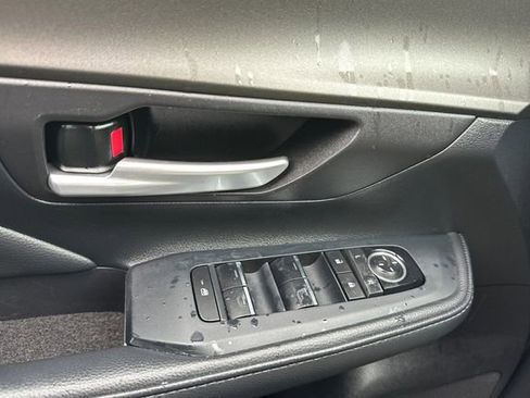 Used 2025 Toyota Grand Highlander AWD image 12