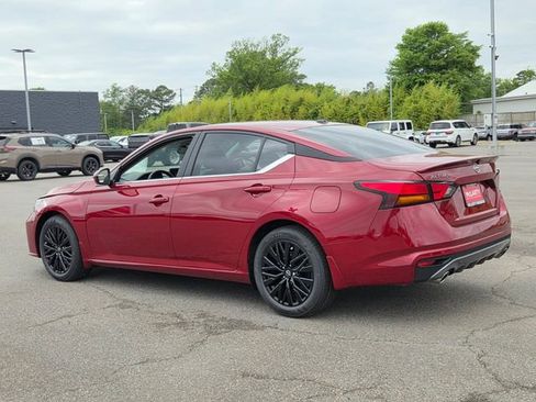 New 2026 Nissan Altima 2.5 SV FWD image 3