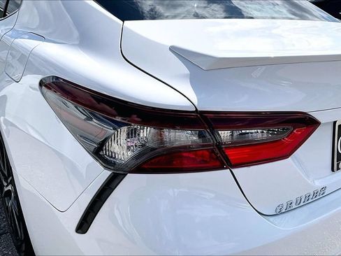 Used 2023 Toyota Camry SE FWD image 40