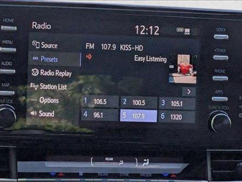 Used 2021 Toyota Sienna Limited FWD image 13